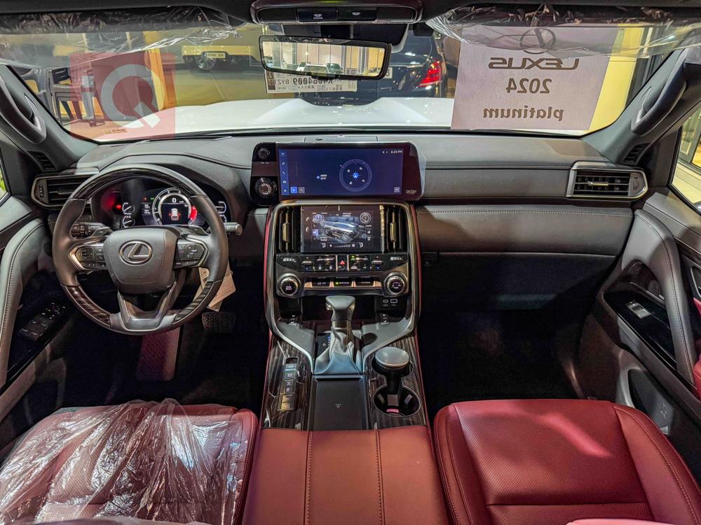 Lexus LX